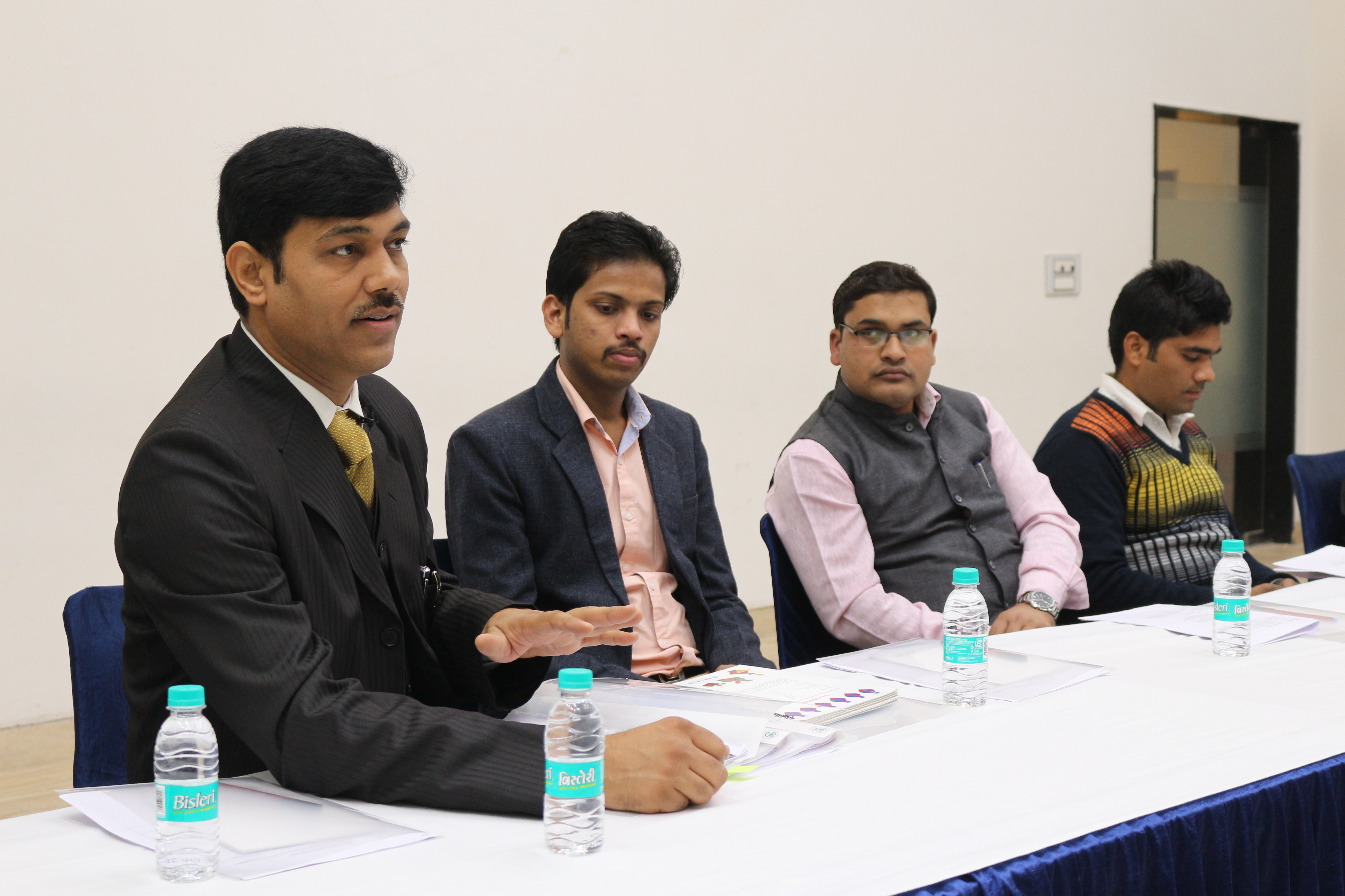 picture of Mr. Subhash Chandra Vashishth moderating a session